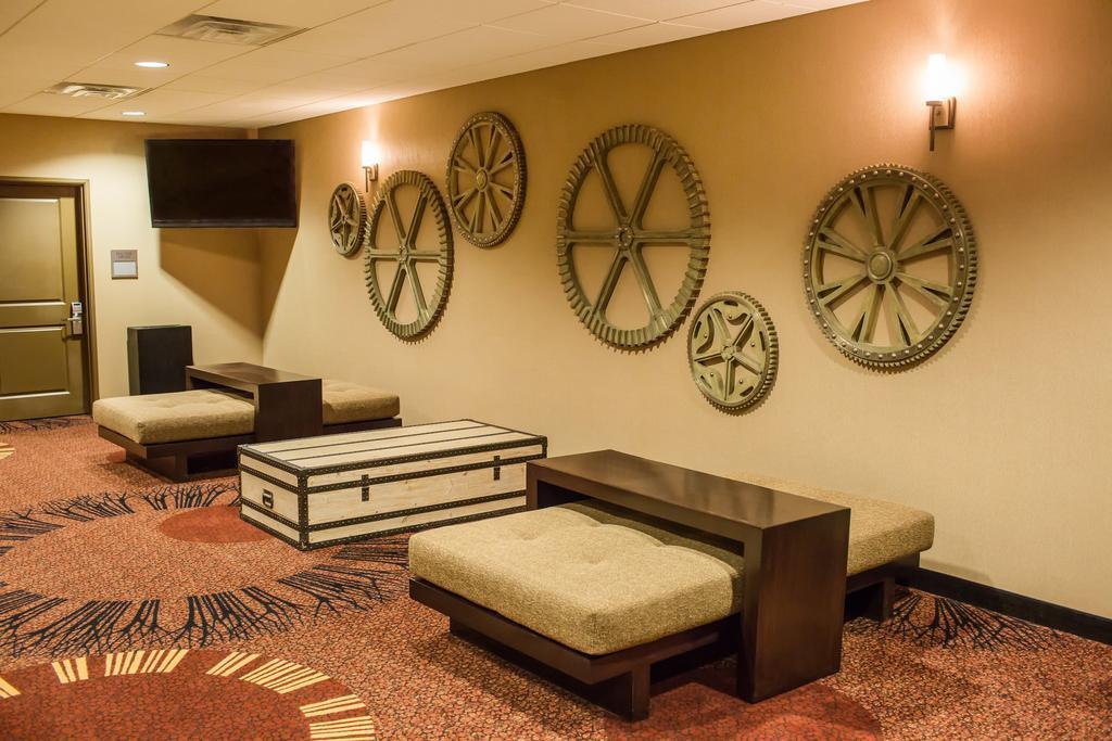 Teddy'S Residential Suites Watford City المظهر الخارجي الصورة