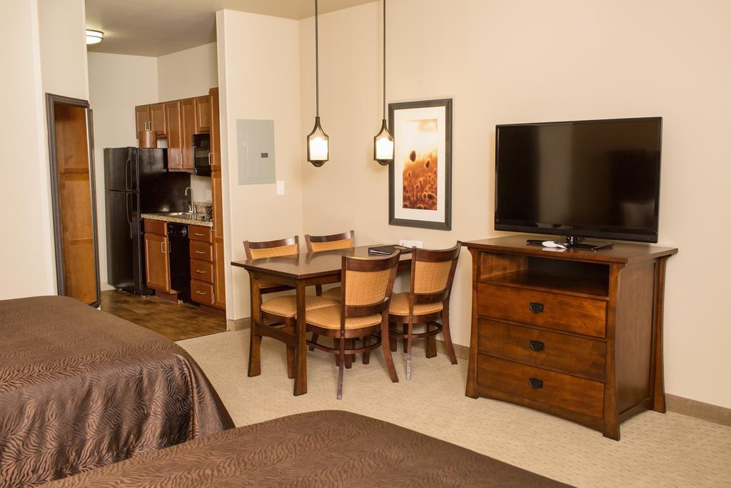 Teddy'S Residential Suites Watford City المظهر الخارجي الصورة
