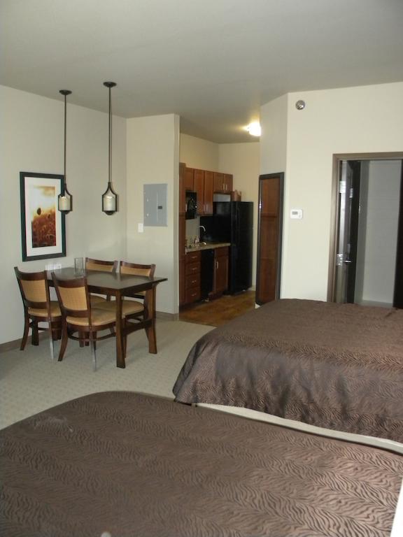 Teddy'S Residential Suites Watford City المظهر الخارجي الصورة