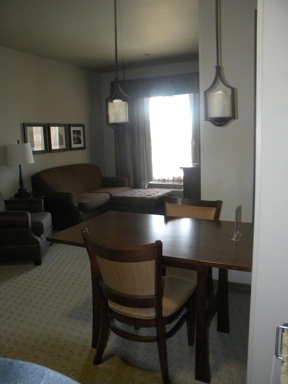 Teddy'S Residential Suites Watford City المظهر الخارجي الصورة