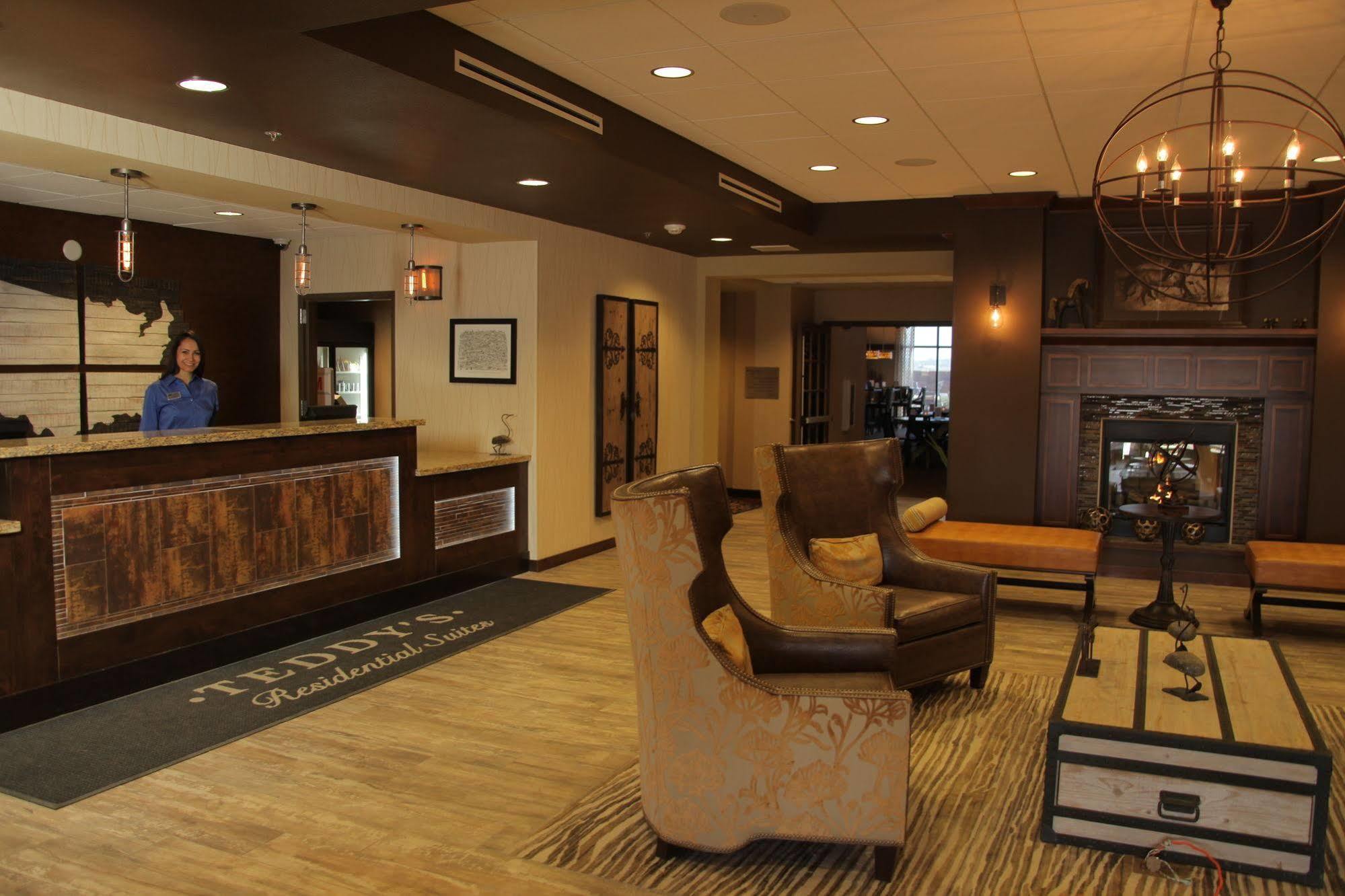 Teddy'S Residential Suites Watford City المظهر الخارجي الصورة