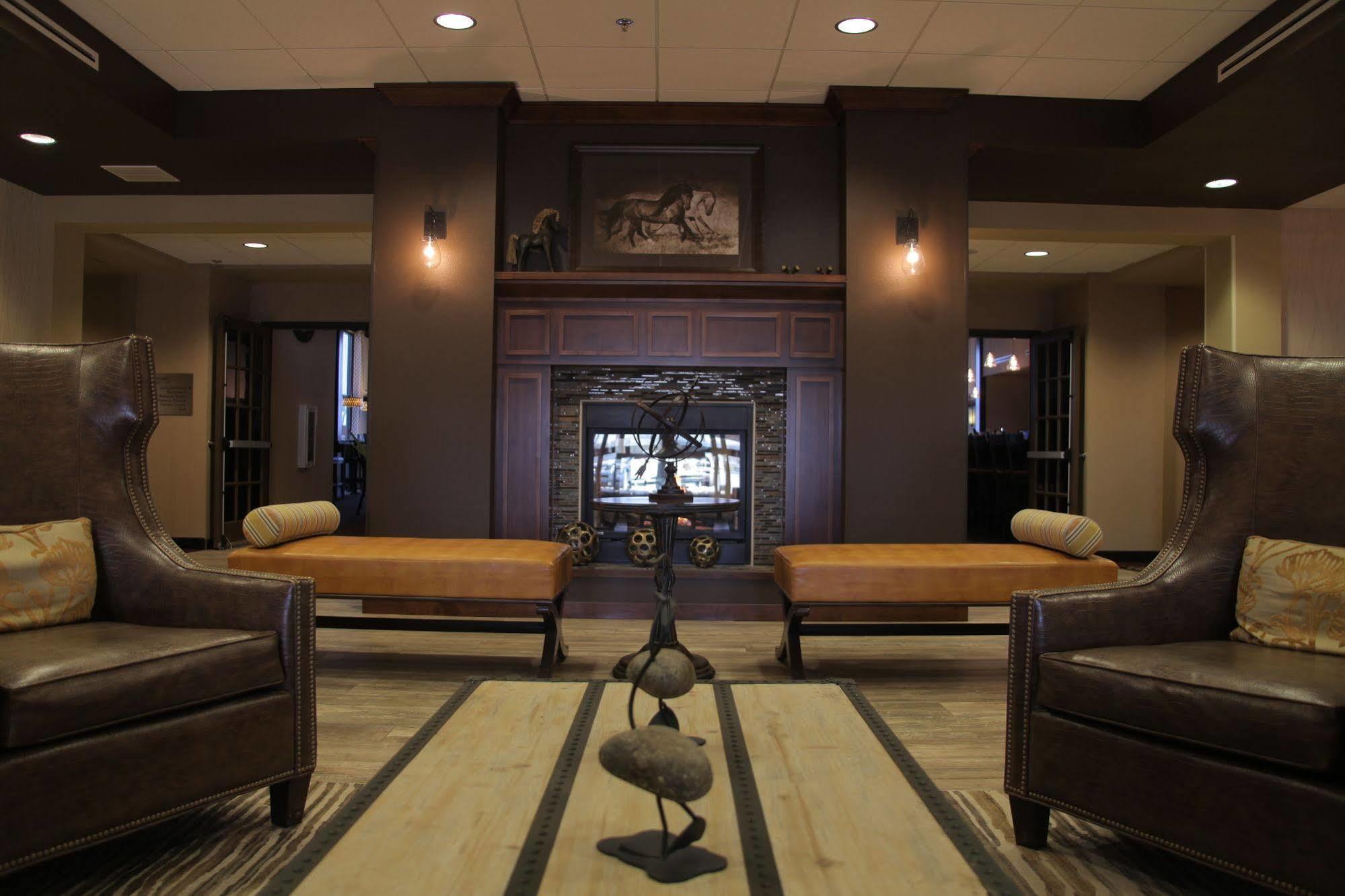 Teddy'S Residential Suites Watford City المظهر الخارجي الصورة